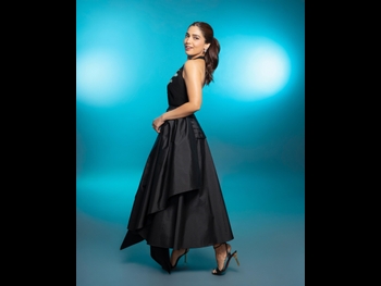  alt="Bhumi Pednekar"