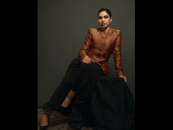  alt="Bhumi Pednekar"