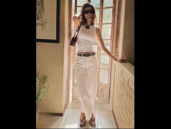  alt="Diana Penty"