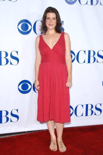 Melanie Lynskey