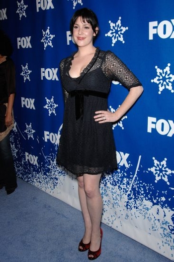 Melanie Lynskey