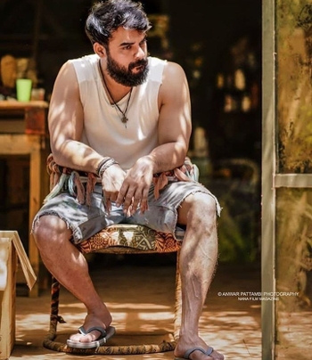 Tovino Thomas