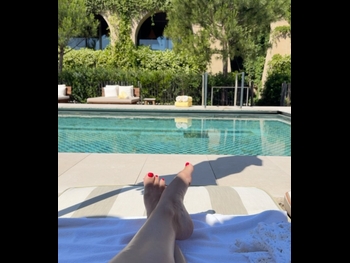  alt="Kelly Brook"