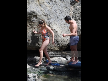  alt="Kelly Brook"