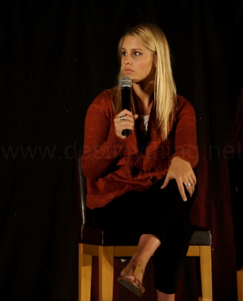 Claire Holt (I)