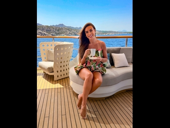  alt="Nicole Bahls"