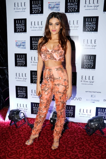 Nidhhi Agerwal