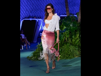  alt="Isabeli Fontana"