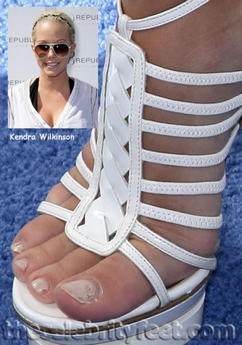 Kendra Wilkinson