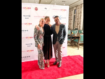  alt="Lindsay Czarniak"