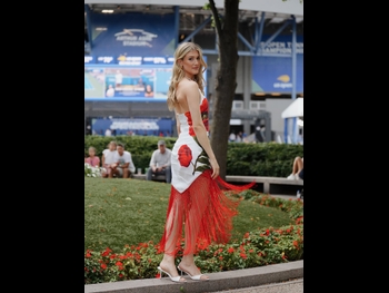  alt="Genie Bouchard"
