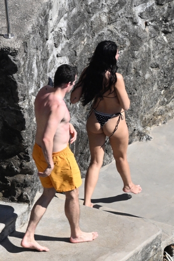 Dua Lipa