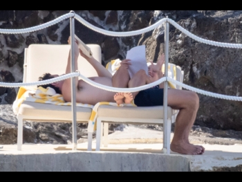  alt="Dua Lipa"