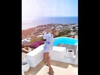  alt="Elena Galyfa"