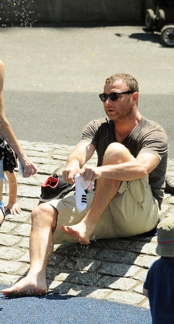 Liev Schreiber