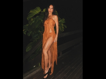  alt="Sabrina Sato"