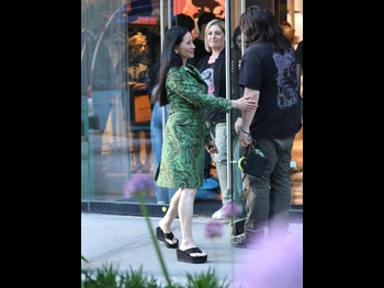 alt="Lucy Liu"