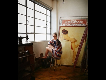  alt="Maya Hawke"