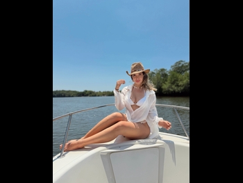  alt="Larissa Vega"