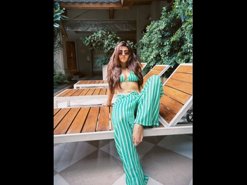  alt="Roshni Walia"