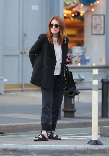 Julianne Moore (I)