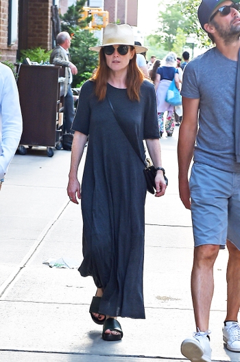 Julianne Moore (I)