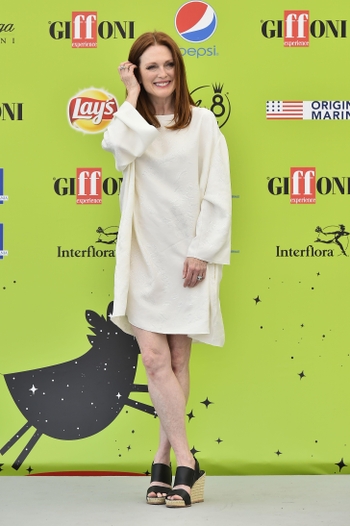 Julianne Moore (I)