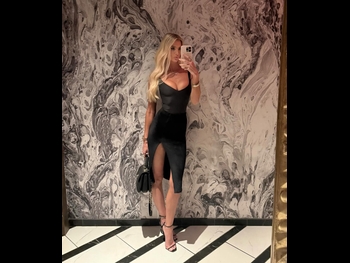  alt="Emma Hernan"
