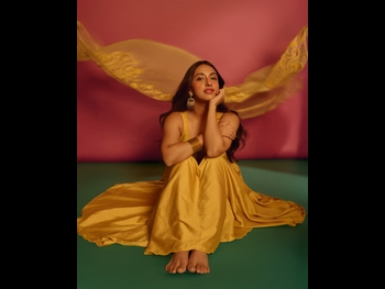  alt="Akansha Ranjan Kapoor"
