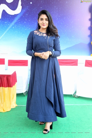 Nivetha Thomas