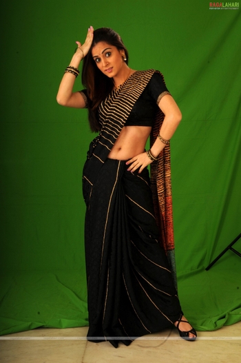 Shraddha Arya