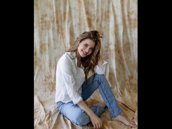  alt="Alina Lanina"