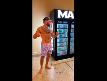  alt="Conor Mcgregor"