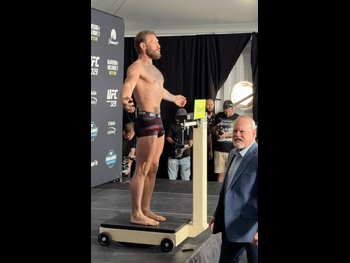  alt="Conor Mcgregor"