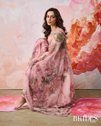 Manushi Chhillar