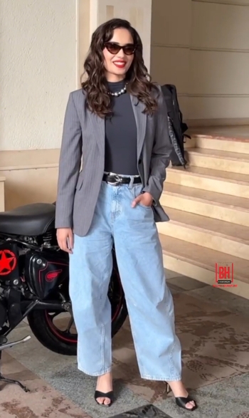 Manushi Chhillar