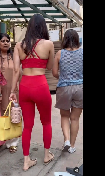 Manushi Chhillar