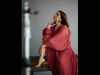  alt="Juhi Bhatt"