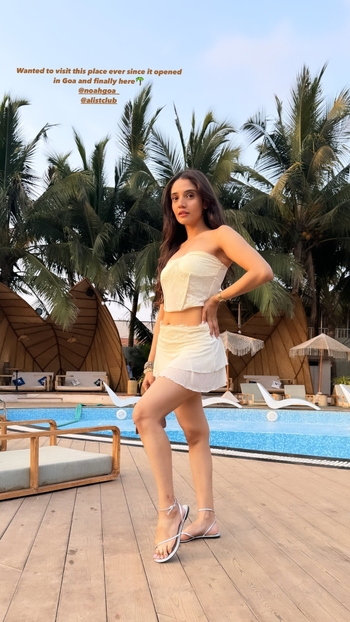 Juhi Bhatt