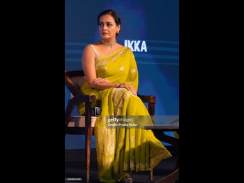  alt="Dia Mirza"