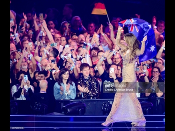  alt="Delta Goodrem"