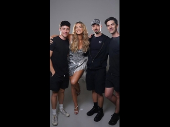  alt="Delta Goodrem"