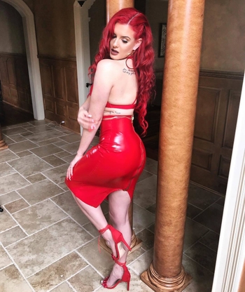 Justina Valentine