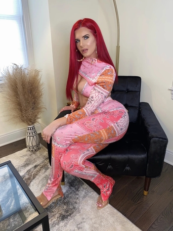 Justina Valentine