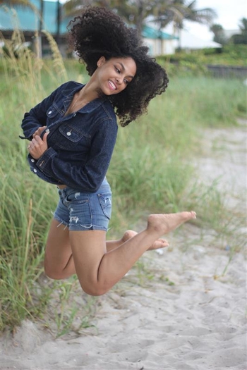 Julya Antoinette