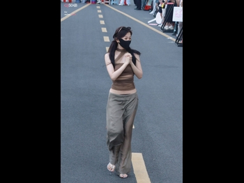  alt="Esther Yu"