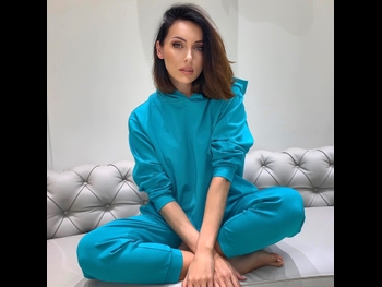  alt="Alsou"