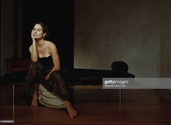 Carrie-Anne Moss