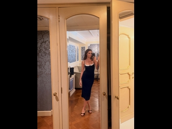 alt="Zoey Deutch"