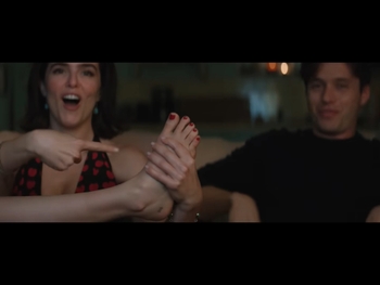  alt="Zoey Deutch"